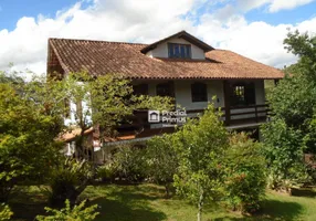 Foto 1 de Casa com 3 Quartos à venda, 250m² em Duas Pedras, Nova Friburgo