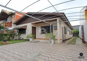 Foto 1 de Casa com 3 Quartos à venda, 177m² em Guarujá, Porto Alegre