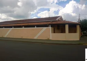 Foto 1 de Casa com 3 Quartos à venda, 292m² em Vila Biagioni, Araraquara