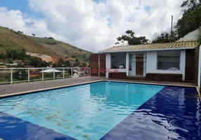 Foto 1 de Casa com 5 Quartos à venda, 300m² em Albuquerque, Teresópolis