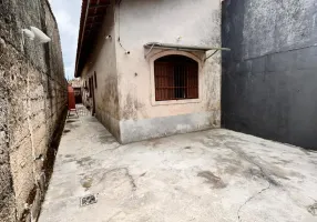Foto 1 de Casa com 2 Quartos à venda, 60m² em Suarão, Itanhaém