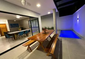 Foto 1 de Casa de Condomínio com 3 Quartos para venda ou aluguel, 120m² em Praia de Maresias, São Sebastião