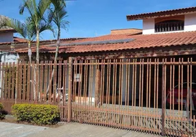 Foto 1 de Casa com 3 Quartos à venda, 248m² em Jardim Leocadia, Sorocaba