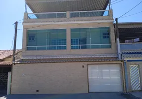 Foto 1 de Casa com 4 Quartos à venda, 210m² em Valverde, Nova Iguaçu