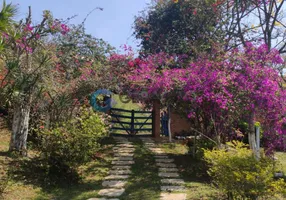 Foto 1 de Fazenda/Sítio com 2 Quartos à venda, 4000m² em Santa Cruz, Santo Antônio do Pinhal