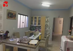Foto 1 de Casa com 3 Quartos à venda, 170m² em Vila M Genoveva, Jundiaí
