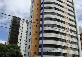 Foto 1 de Apartamento com 4 Quartos à venda, 180m² em Petrópolis, Natal