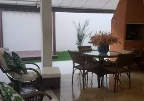 Foto 1 de Casa de Condomínio com 4 Quartos à venda, 229m² em Pompéia, Piracicaba