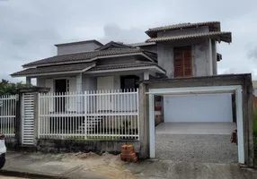 Foto 1 de Casa com 3 Quartos à venda, 236m² em Demboski, Içara