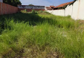 Foto 1 de Lote/Terreno à venda, 480m² em Vila Capri, Araruama