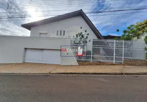 Foto 1 de Casa com 4 Quartos para alugar, 400m² em Parque Francal, Franca