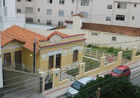 Foto 1 de Casa de Condomínio com 5 Quartos à venda, 264m² em Floresta, Belo Horizonte