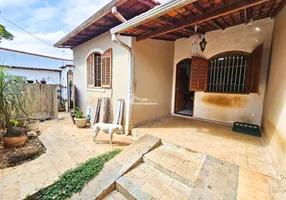 Foto 1 de Casa com 4 Quartos à venda, 220m² em Santa Mônica, Belo Horizonte