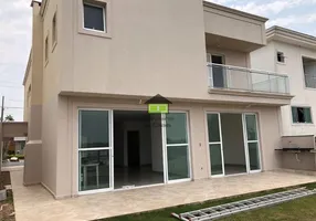 Foto 1 de Casa de Condomínio com 4 Quartos à venda, 310m² em Jardim Caiapia, Cotia