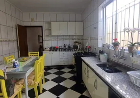 Foto 1 de Sobrado com 3 Quartos à venda, 138m² em Vila Ema, São Paulo