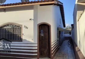 Foto 1 de Casa com 2 Quartos à venda, 90m² em Campos Elíseos, Itanhaém