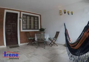 Foto 1 de Casa com 2 Quartos à venda, 50m² em Vila Suarao, Itanhaém