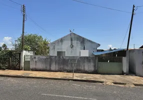 Foto 1 de Casa com 2 Quartos à venda, 300m² em Brasil, Uberlândia