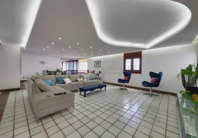 Foto 1 de Apartamento com 4 Quartos à venda, 215m² em Santana, Recife