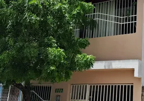 Foto 1 de Casa com 3 Quartos à venda, 115m² em Alecrim, Natal
