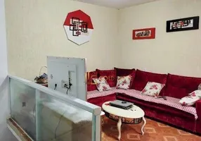 Foto 1 de Sobrado com 4 Quartos à venda, 200m² em Jardim Guaianazes, São Paulo