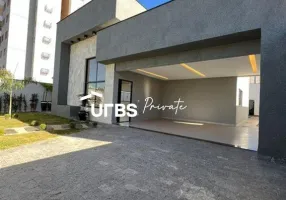 Foto 1 de Casa com 3 Quartos à venda, 200m² em Jardim Atlântico, Goiânia