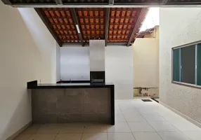 Foto 1 de Casa com 3 Quartos à venda, 120m² em Residencial Recanto do Bosque, Goiânia