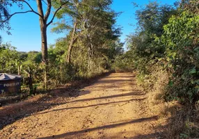 Foto 1 de Lote/Terreno à venda, 300m² em Tiradentes, Mateus Leme