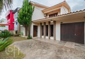 Foto 1 de Casa com 4 Quartos à venda, 248m² em Marechal Rondon, Canoas