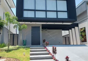 Foto 1 de Casa de Condomínio com 3 Quartos à venda, 280m² em Parque Residencial Itapeti, Mogi das Cruzes