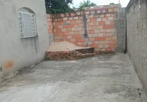 Foto 1 de Casa com 2 Quartos à venda, 1050m² em Bandeirinhas, Betim