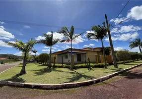 Foto 1 de Casa com 5 Quartos para alugar, 467m² em Ville Des Lacs, Nova Lima