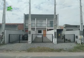 Foto 1 de Sobrado com 2 Quartos para alugar, 63m² em Volta Redonda, Araquari