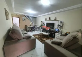 Foto 1 de Sobrado com 3 Quartos à venda, 120m² em Vila Camilopolis, Santo André