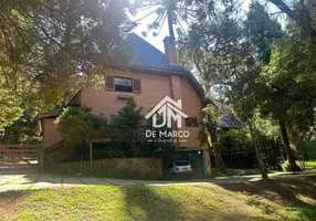 Foto 1 de Casa com 4 Quartos à venda, 528m² em Recanto Araucária, Campos do Jordão