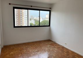 Foto 1 de Apartamento com 2 Quartos para alugar, 78m² em Sumaré, São Paulo