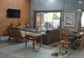 Foto 1 de Casa de Condomínio com 3 Quartos à venda, 265m² em Vargem Grande, Rio de Janeiro