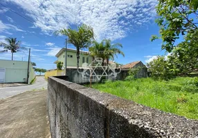 Foto 1 de Lote/Terreno à venda, 360m² em Jardim Britânia, Caraguatatuba