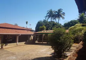 Foto 1 de Fazenda/Sítio com 3 Quartos à venda, 2500m² em Centro, Jardinópolis