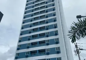 Foto 1 de Apartamento com 3 Quartos à venda, 61m² em Madalena, Recife