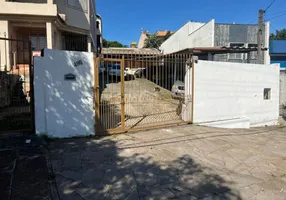 Foto 1 de Casa com 2 Quartos à venda, 83m² em Jardim Floresta, Porto Alegre