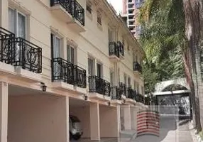 Foto 1 de Casa de Condomínio com 3 Quartos para alugar, 186m² em Vila Andrade, São Paulo