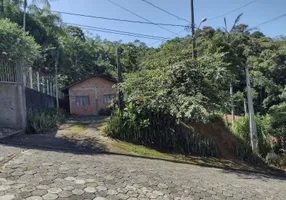 Foto 1 de Lote/Terreno à venda em Nova Brasília, Joinville