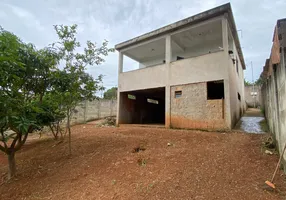 Foto 1 de Casa com 3 Quartos à venda, 479m² em Vale dos Araçás, Mateus Leme