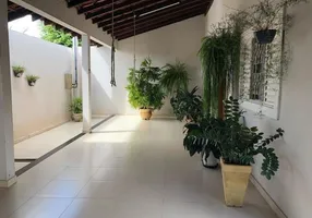 Foto 1 de Casa com 2 Quartos à venda, 95m² em Centro, Cabreúva