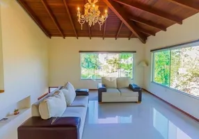 Foto 1 de Casa com 4 Quartos à venda, 225m² em Trindade, Florianópolis