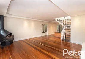 Foto 1 de Casa com 3 Quartos à venda, 379m² em Ipanema, Porto Alegre