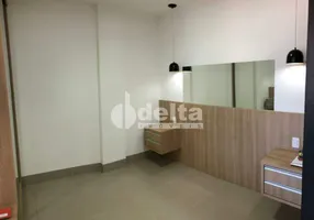 Foto 1 de Apartamento com 1 Quarto à venda, 39m² em Morada da Colina, Uberlândia