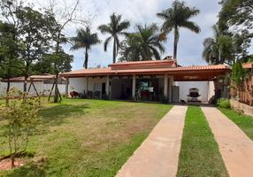 Fazenda/Sítio com 3 Quartos à venda, 130m² em Condominio Aquarius, Aracoiaba da Serra - imagem 1 Foto 1 de Fazenda/Sítio com 3 Quartos à venda, 130m² em Condominio Aquarius, Aracoiaba da Serra