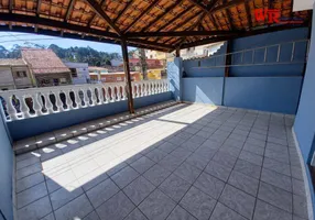 Foto 1 de Sobrado com 3 Quartos para venda ou aluguel, 220m² em Parque Terra Nova II, São Bernardo do Campo